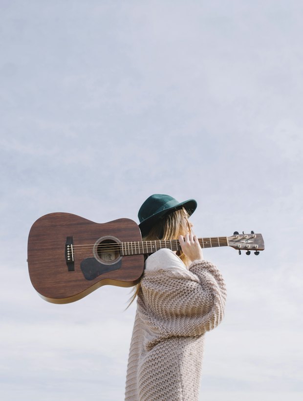 Ola Wrzos — Folk / ambient